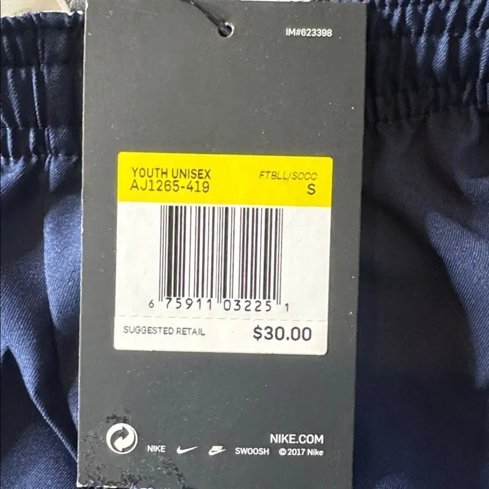 Nike Youth Unisex Blue Sport Shorts Dry AJ1265-419 Size S NWT